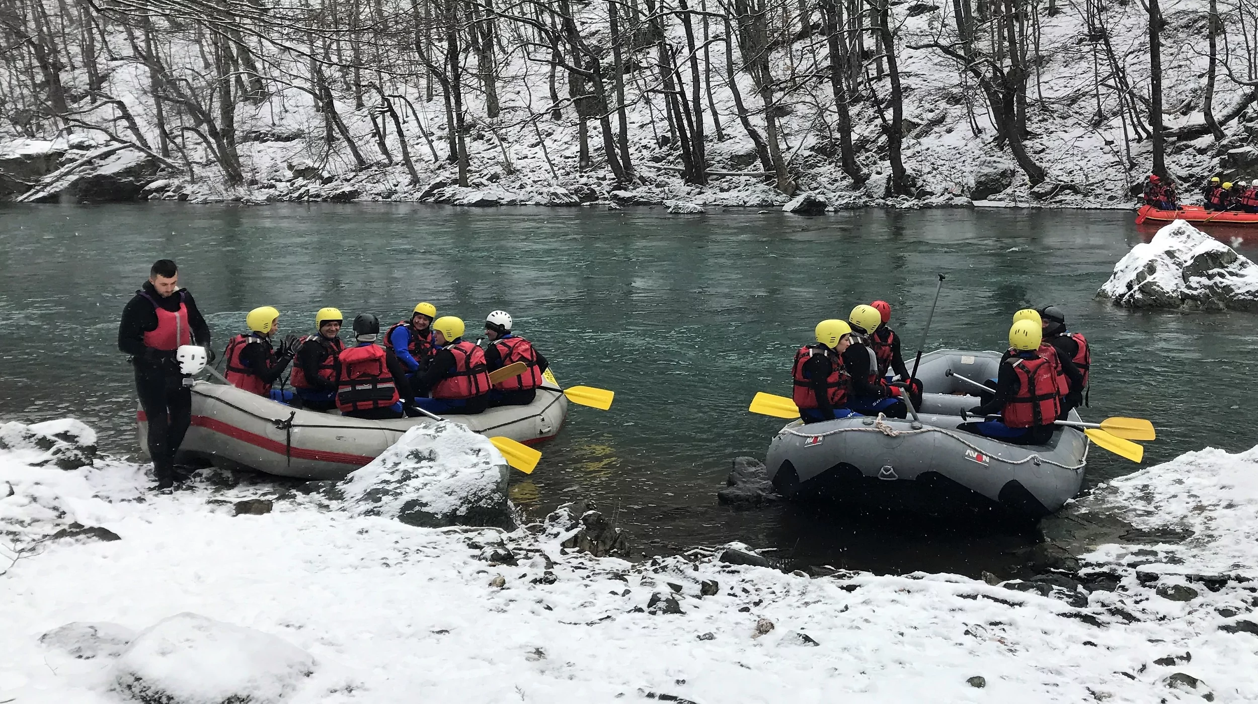 Rafting winter Montenegro
